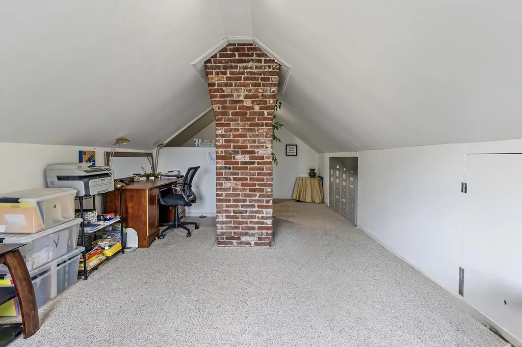 12 Reg Roc Road Falmouth ME 04105