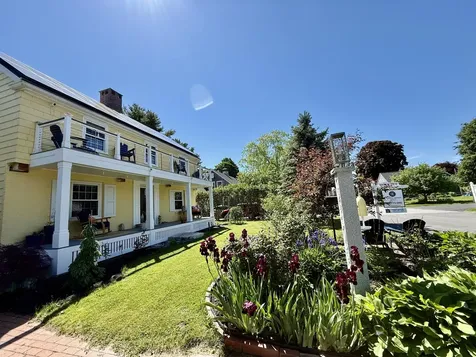 12 Reg Roc Road Falmouth ME 04105