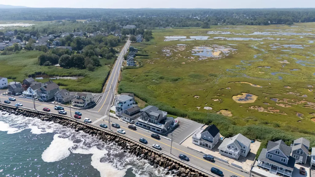 371 Webhannet Drive Wells ME 04090