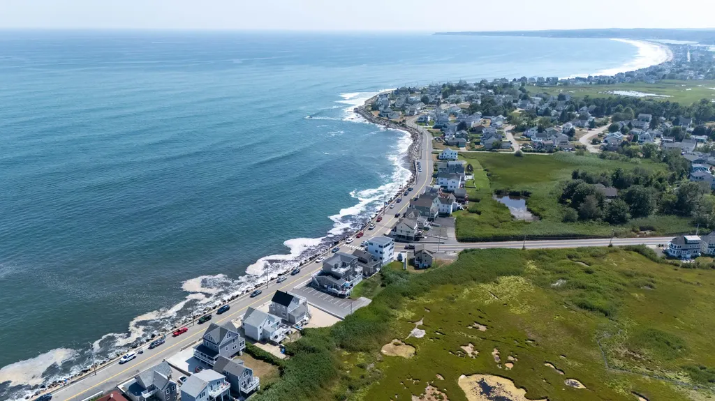 371 Webhannet Drive Wells ME 04090
