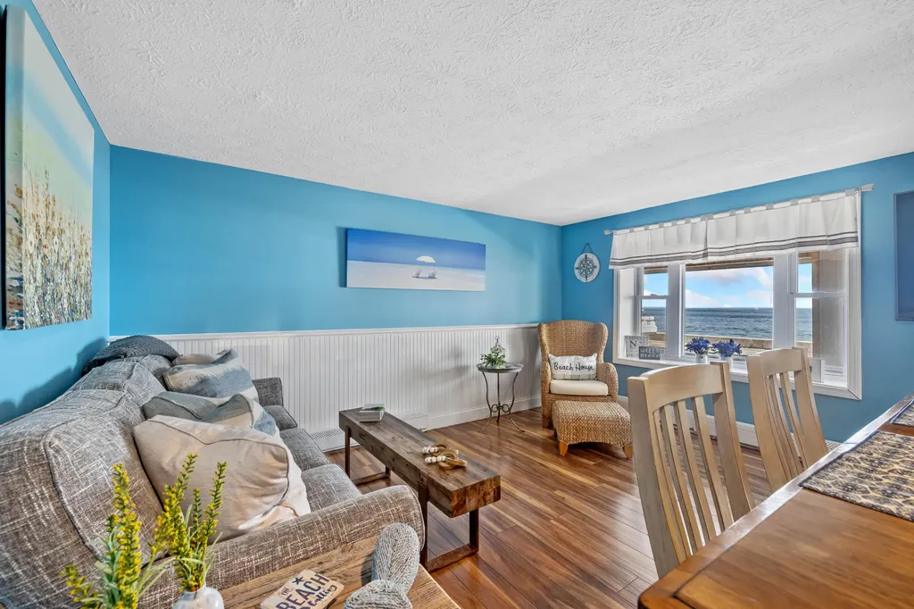 371 Webhannet Drive Wells ME 04090
