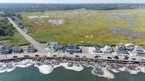 371 Webhannet Drive Wells ME 04090