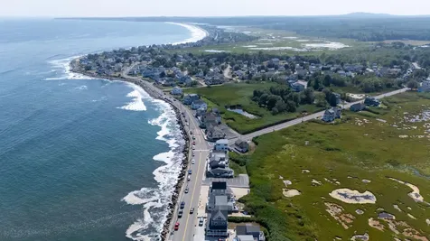 371 Webhannet Drive Wells ME 04090