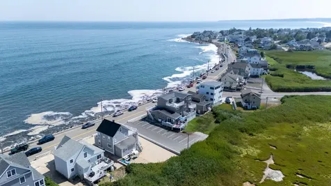 371 Webhannet Drive Wells ME 04090