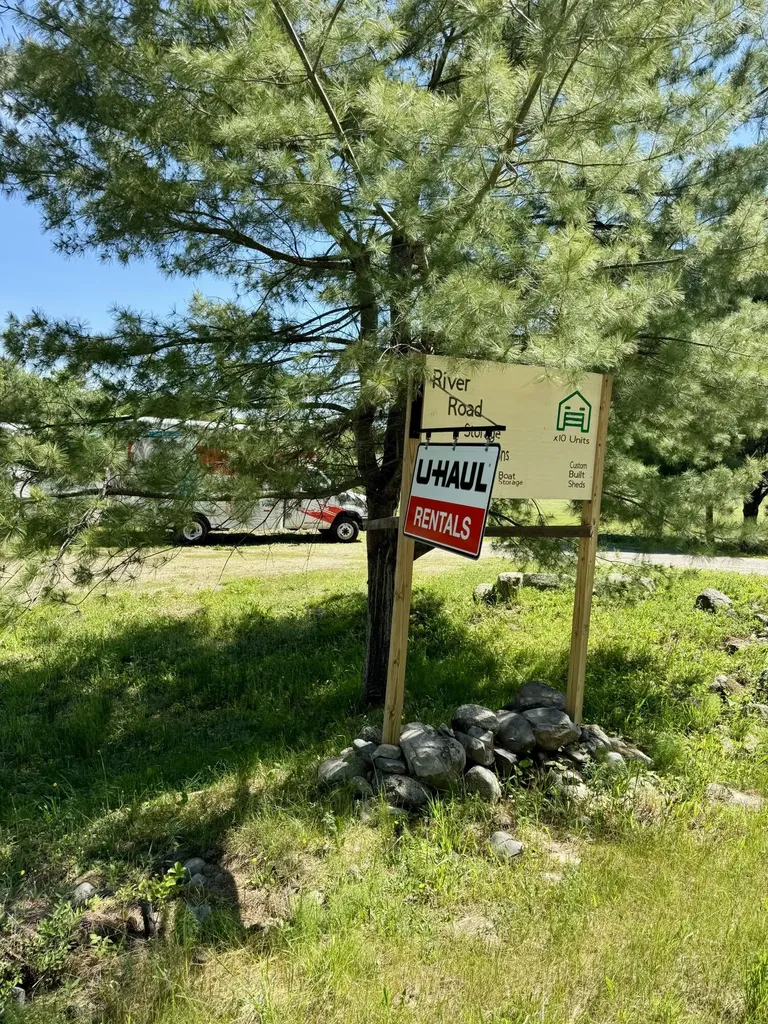 112 River Road Detroit ME 04929