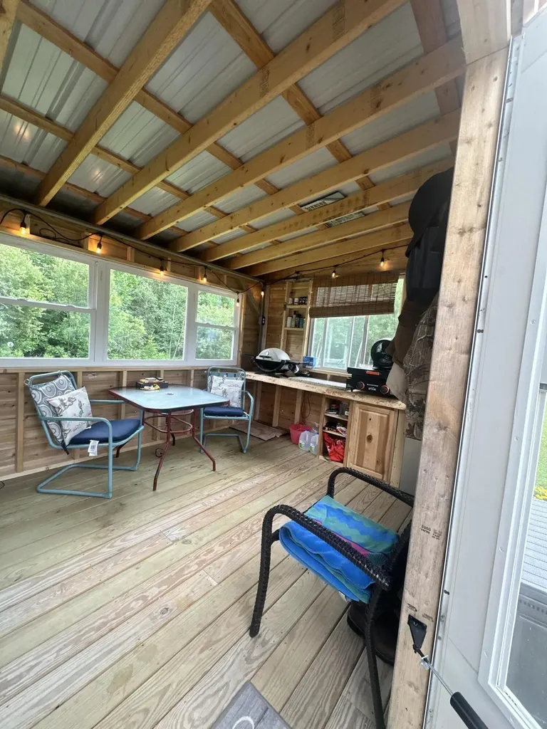 112 River Road Detroit ME 04929