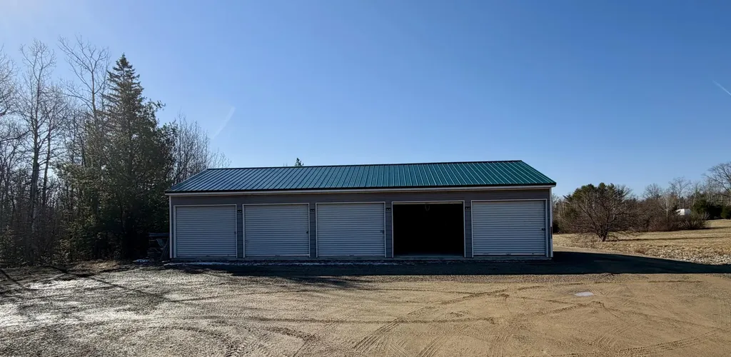 112 River Road Detroit ME 04929