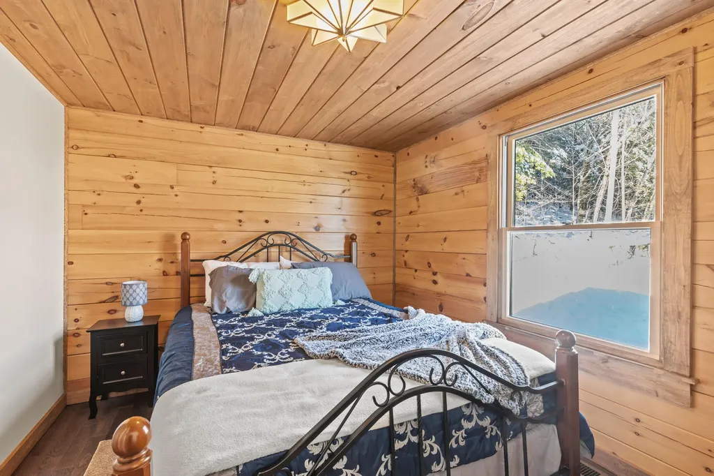 14 Trailside Way Bridgton ME 04009