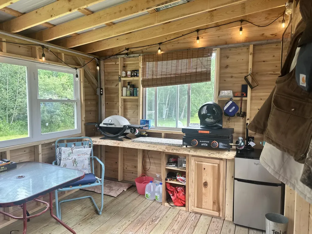 112 River Road Detroit ME 04929