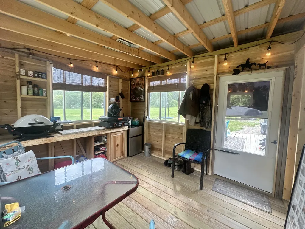 112 River Road Detroit ME 04929