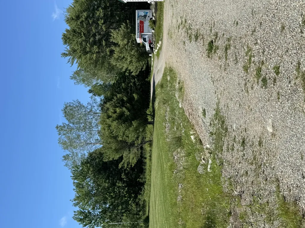 112 River Road Detroit ME 04929