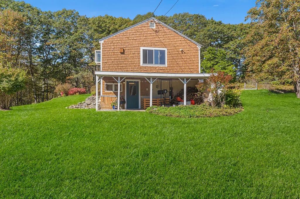 9 Bearces Hill Road Bristol ME 04539