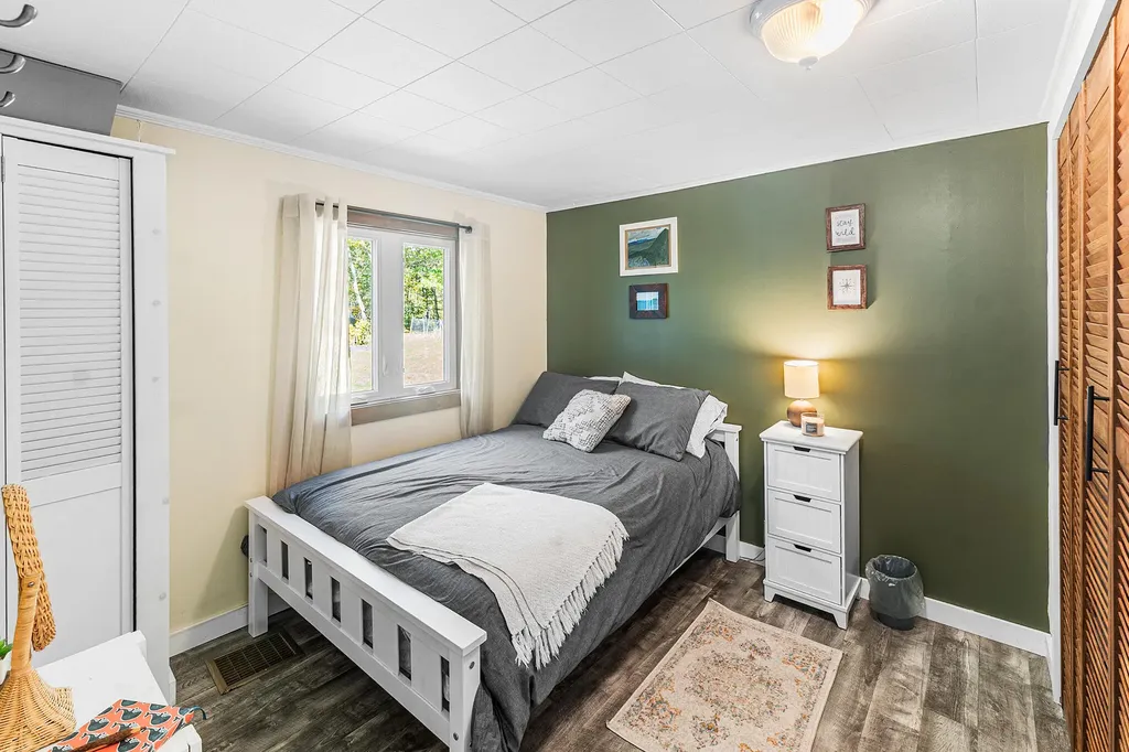 9 Bearces Hill Road Bristol ME 04539