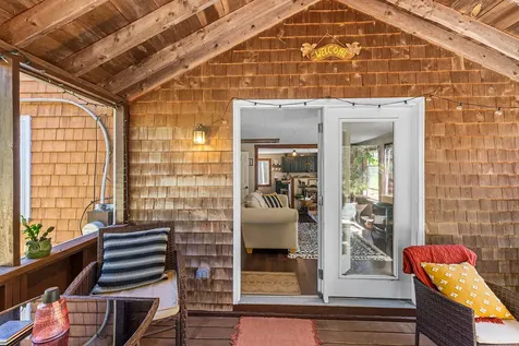 9 Bearces Hill Road Bristol ME 04539