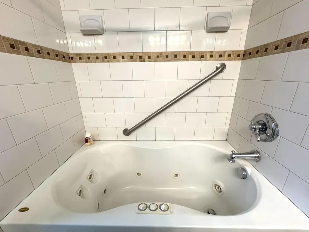 661 Mercer Road Norridgewock ME 04957