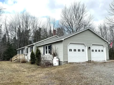 661 Mercer Road Norridgewock ME 04957