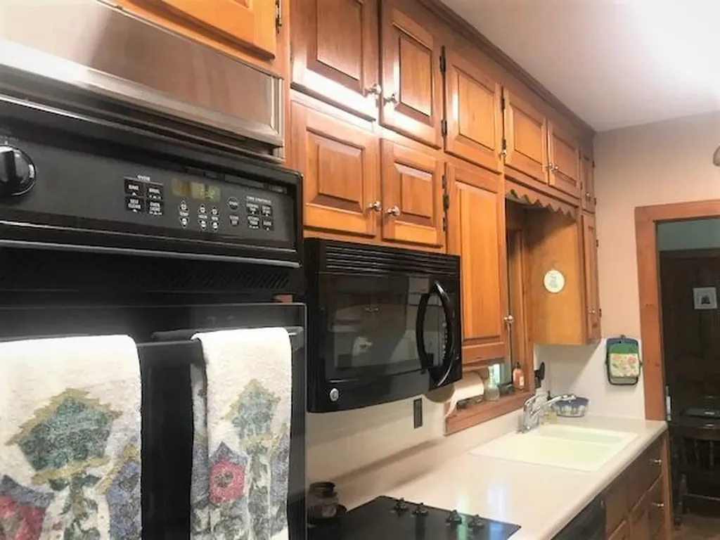 86 Summer Street Dover-foxcroft ME 04426