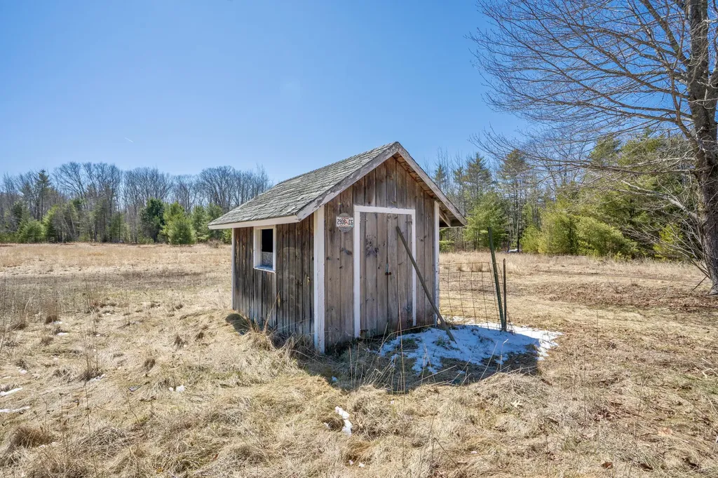 33 John Clark Road Dayton ME 04005