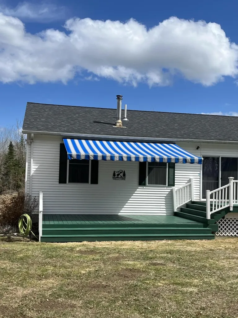 10 Bruce Road Corinth ME 04427
