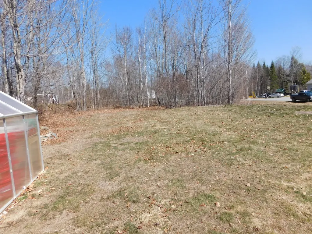 10 Bruce Road Corinth ME 04427