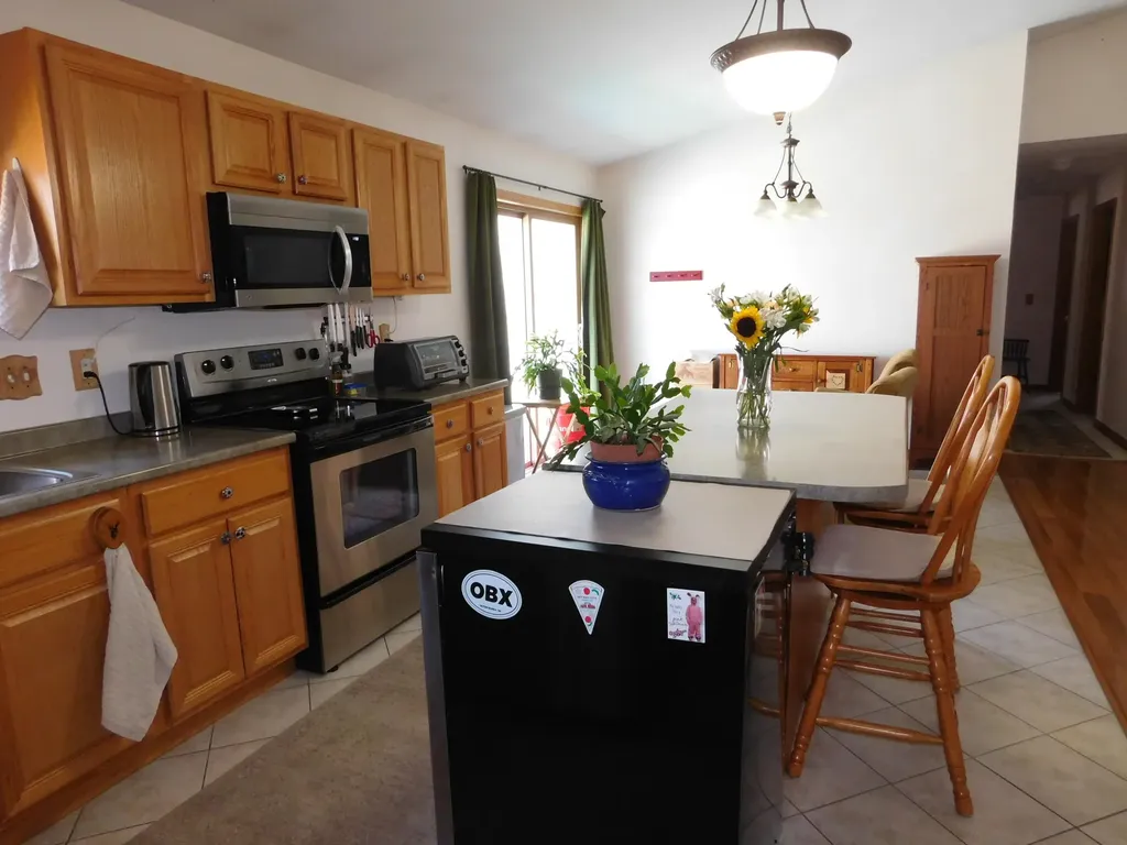 10 Bruce Road Corinth ME 04427