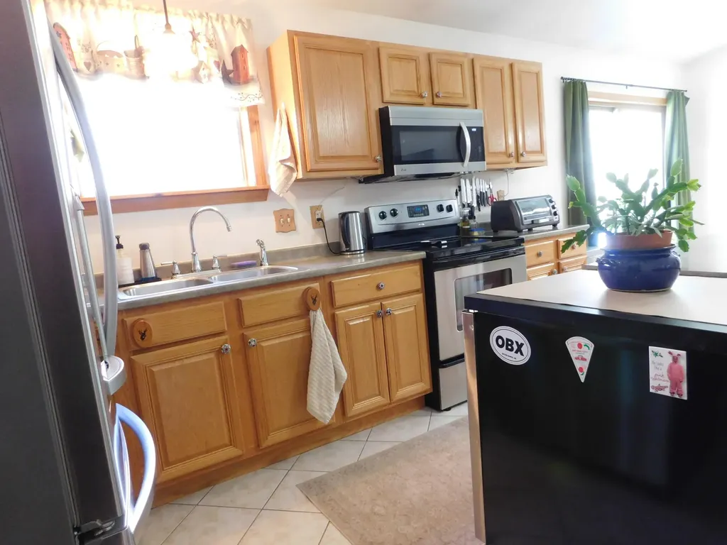 10 Bruce Road Corinth ME 04427