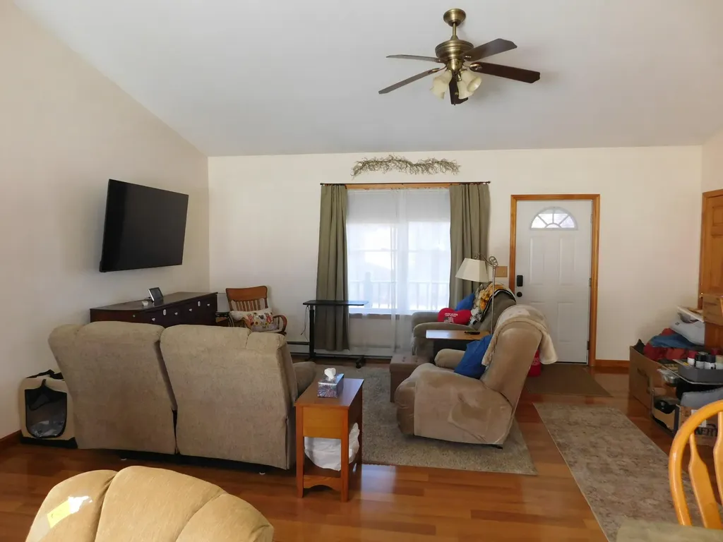 10 Bruce Road Corinth ME 04427