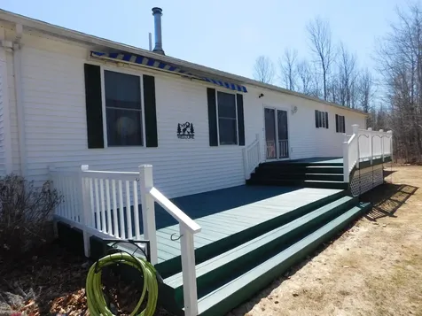10 Bruce Road Corinth ME 04427