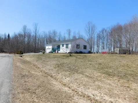 10 Bruce Road Corinth ME 04427