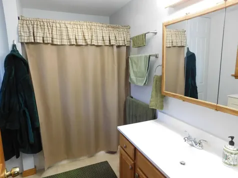 10 Bruce Road Corinth ME 04427