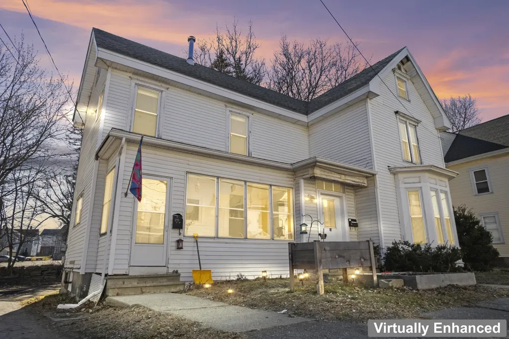 14 Swan Street Augusta ME 04330