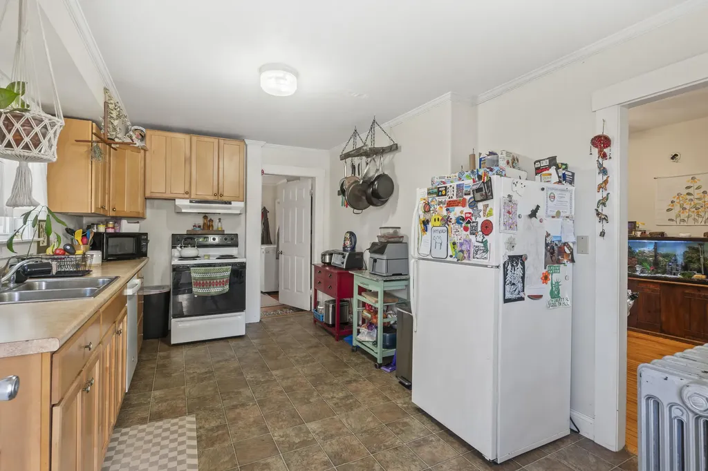 14 Swan Street Augusta ME 04330
