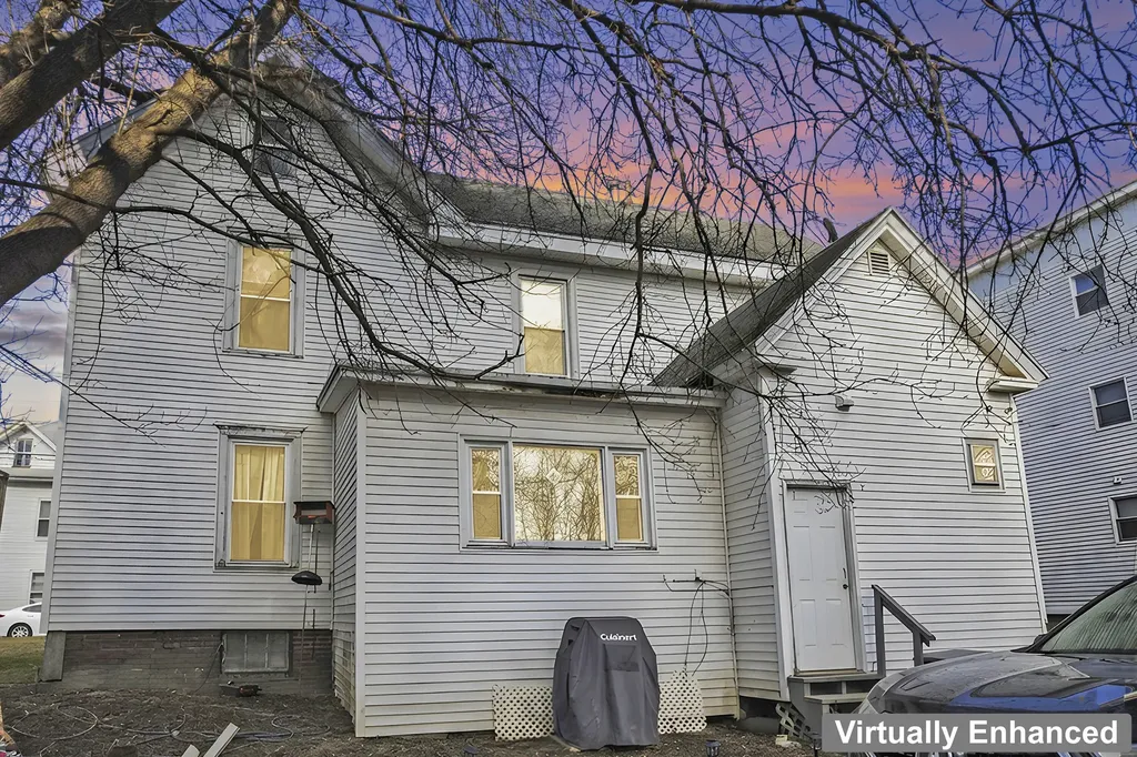 14 Swan Street Augusta ME 04330