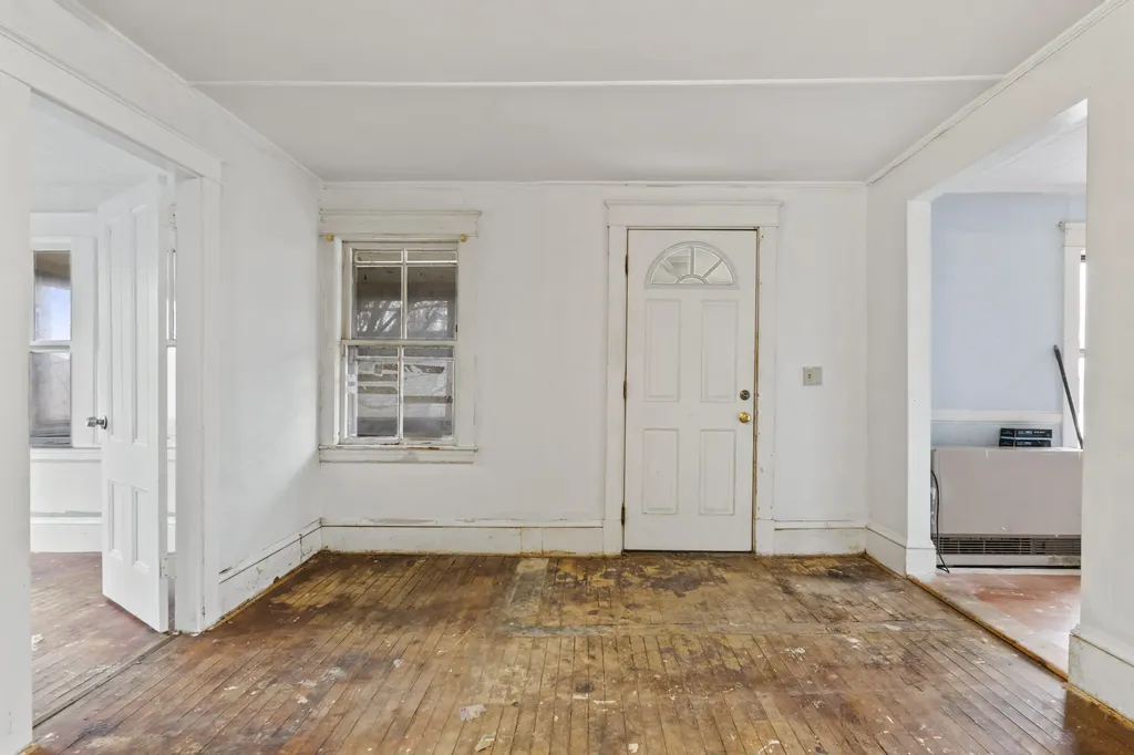 9 Jefferson Street Augusta ME 04330