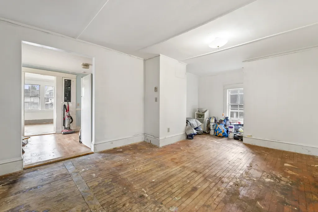 9 Jefferson Street Augusta ME 04330