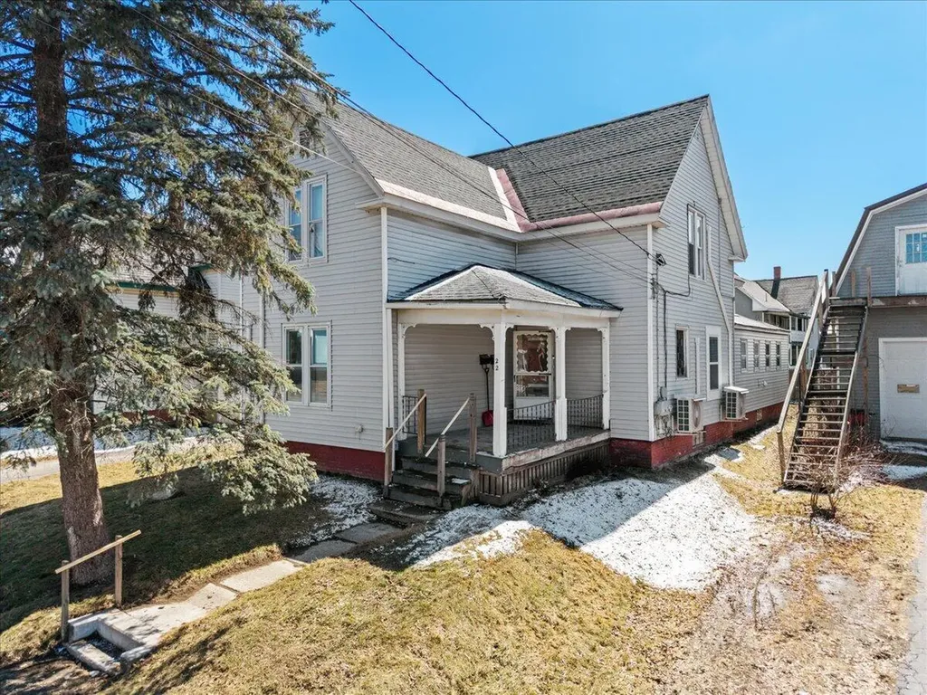 22 Ash Street Waterville ME 04901