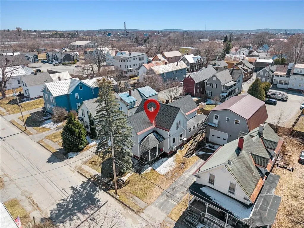 22 Ash Street Waterville ME 04901