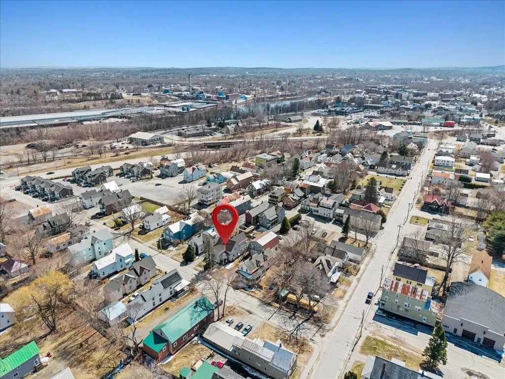 22 Ash Street Waterville ME 04901