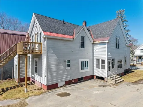 22 Ash Street Waterville ME 04901