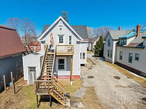22 Ash Street Waterville ME 04901