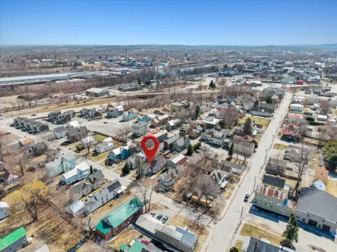 22 Ash Street Waterville ME 04901