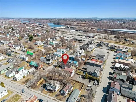 22 Ash Street Waterville ME 04901