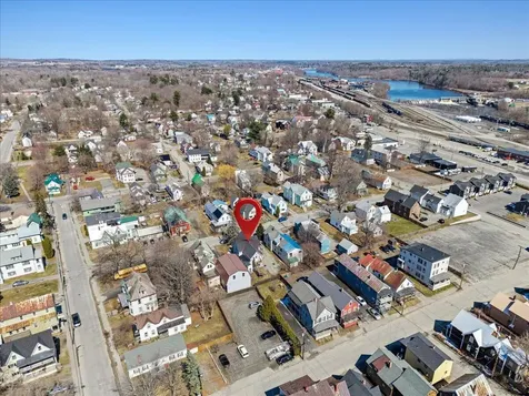 22 Ash Street Waterville ME 04901