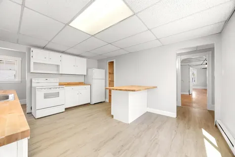 22 Ash Street Waterville ME 04901