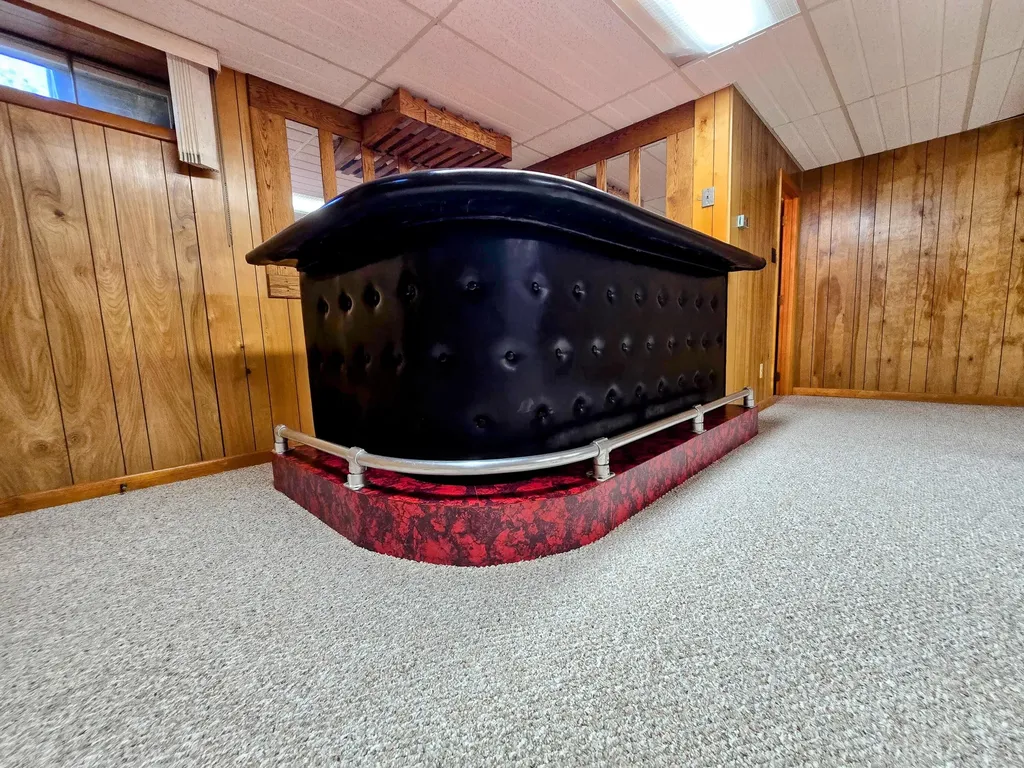 4 Woodsdale Drive Jay ME 04239