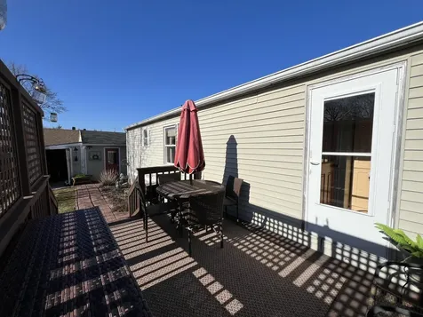 15 Marks Lane Rockland ME 04841