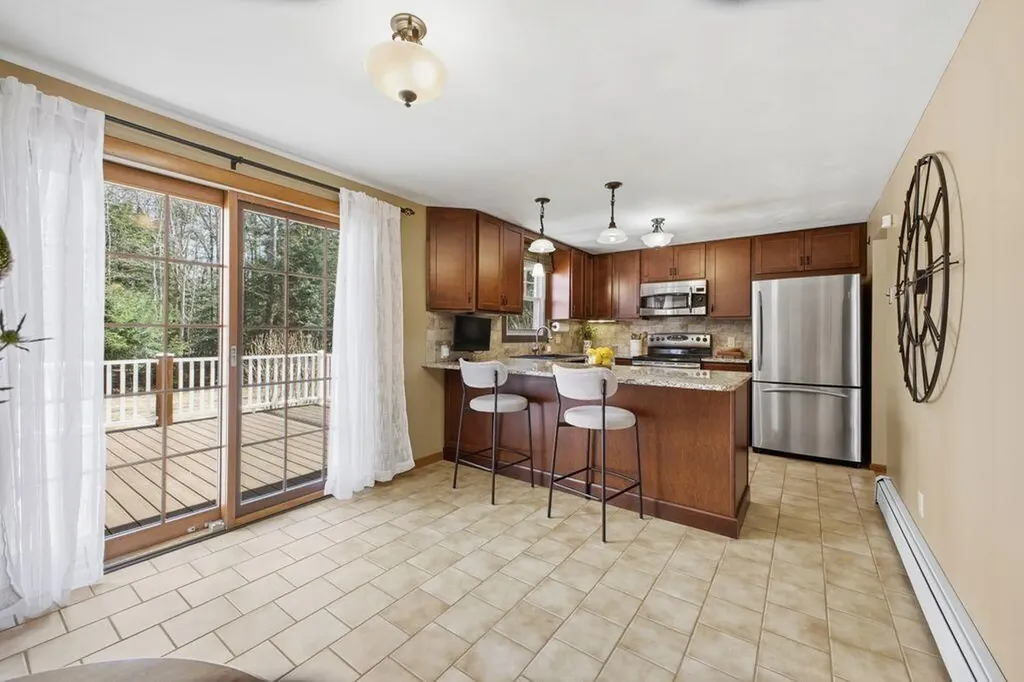 139 Albion Road Windham ME 04062