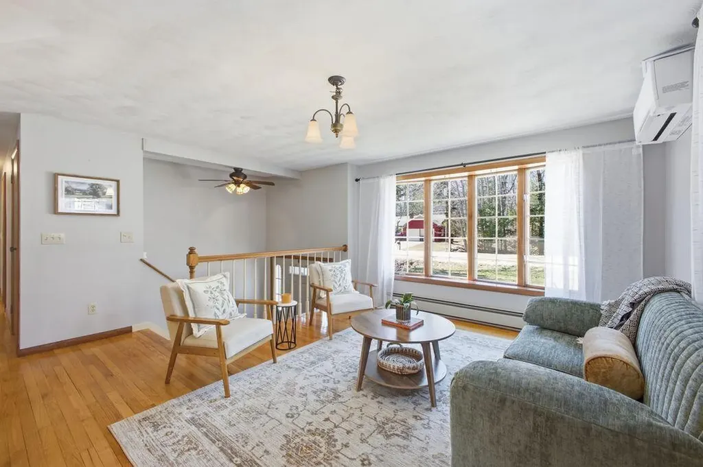 139 Albion Road Windham ME 04062