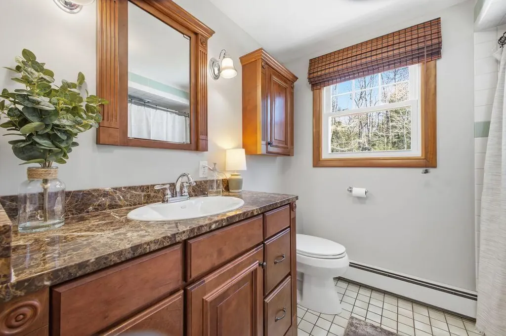 139 Albion Road Windham ME 04062