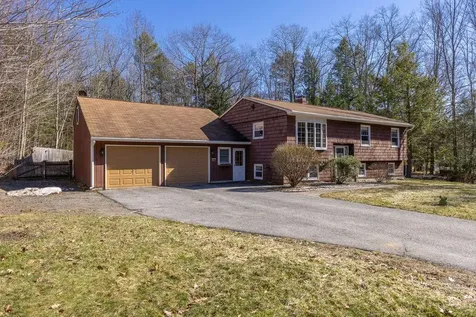 139 Albion Road Windham ME 04062